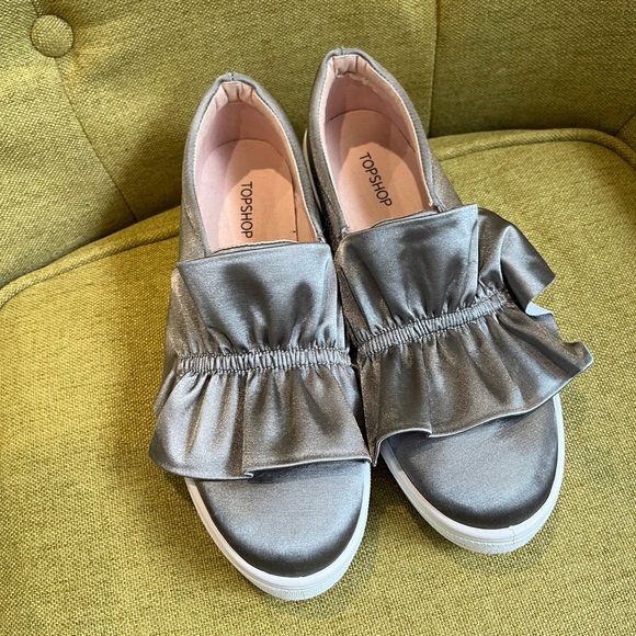Satin Ruffle Shoe Silver Shimmer Loafer Slip On   Sneaker Topshop Kawaii Tawny 6 - Picture 3 of 15